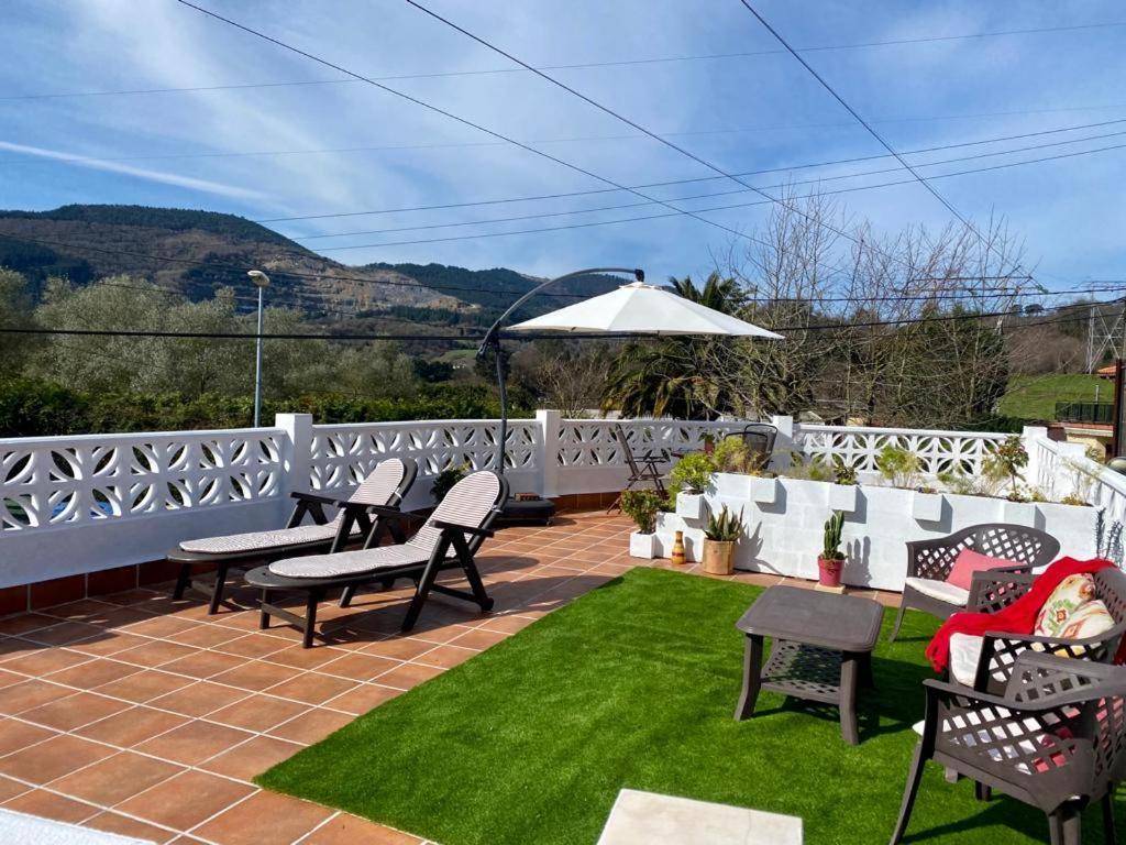 Апартаменты Bilbo Near Atico Rural Con Terraza Басаури Экстерьер фото