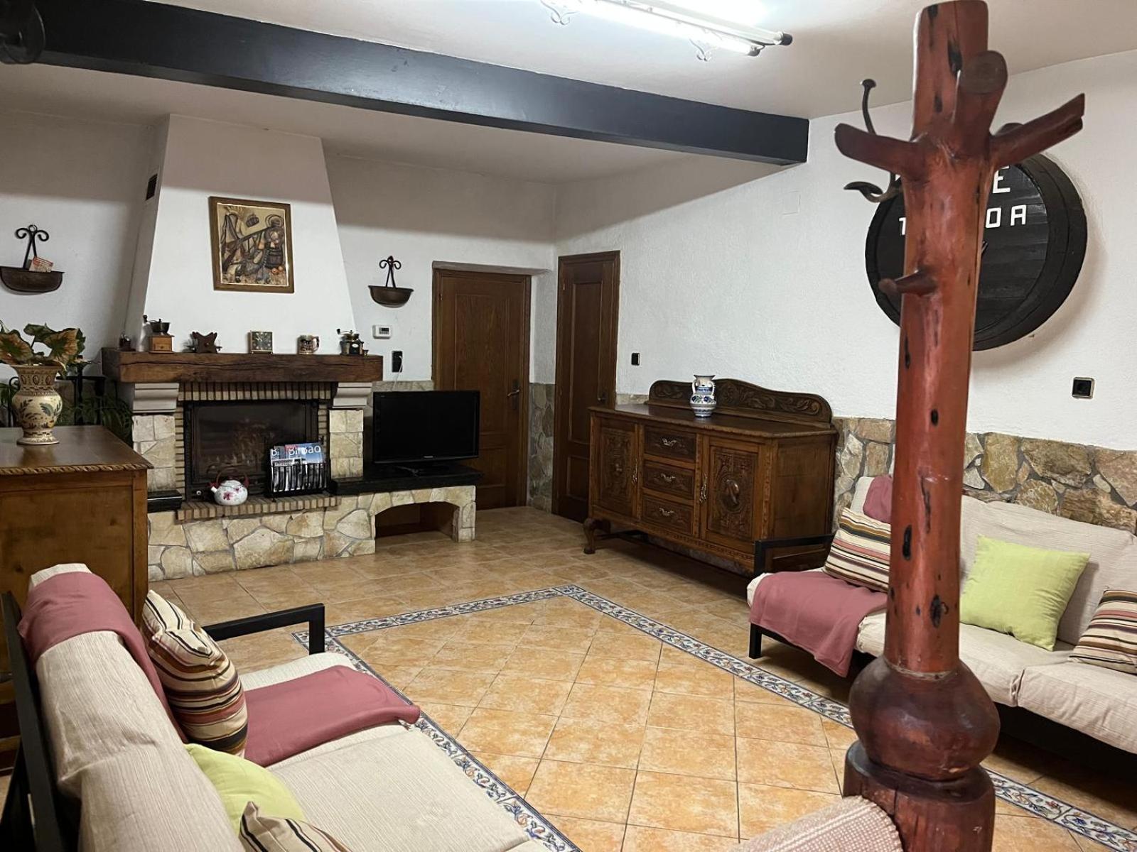 Апартаменты Bilbo Near Atico Rural Con Terraza Басаури Экстерьер фото
