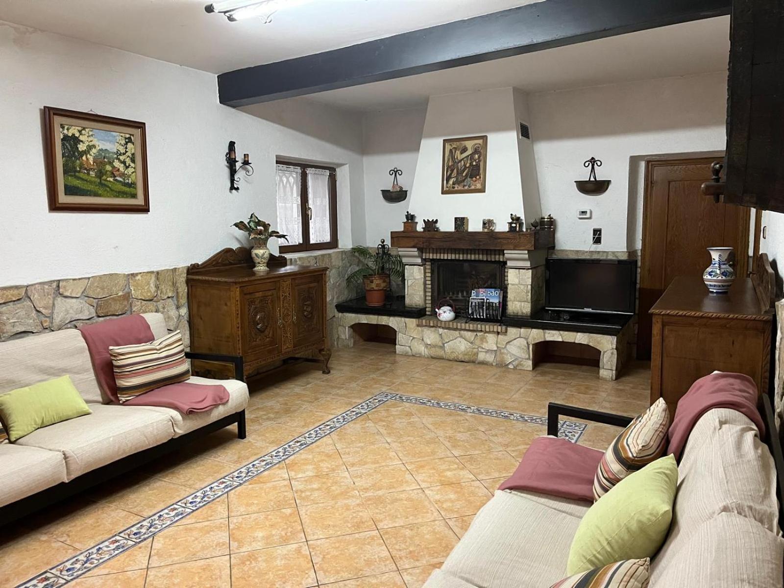 Апартаменты Bilbo Near Atico Rural Con Terraza Басаури Экстерьер фото